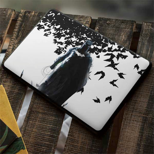 DC Comics Batman Holding batarang Art Google Pixelbook Go Skin